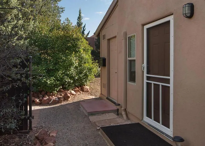 Apartment Mountain View 1 Bedroom Apartment, Unit B, Private Entrance *