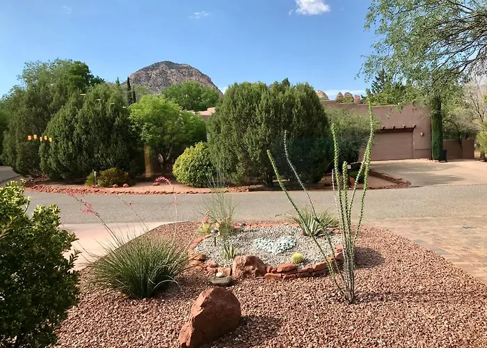 Mountain View 1 Bedroom Apartment, Unit B, Private Entrance
