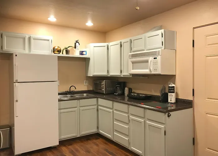 Mountain View 1 Bedroom Apartment, Unit B, Private Entrance Sedona